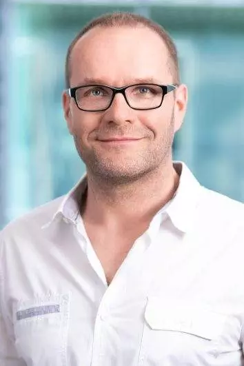 Über uns 1 Rocco Wagner 2022 scaled e1650910933895