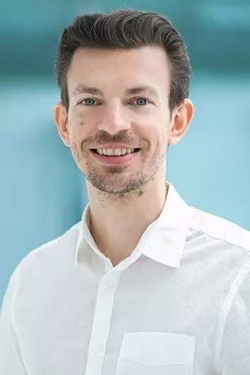 Über uns 6 Robin Koch